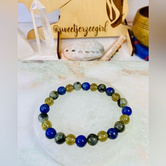 Handmade Labradorite Lapis Lazuli & Smoky Quartz Gemstone Bracelet - Picture 3 of 10